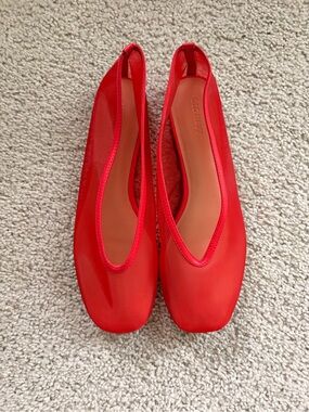 Old Navy Red Women's Ballet Flats